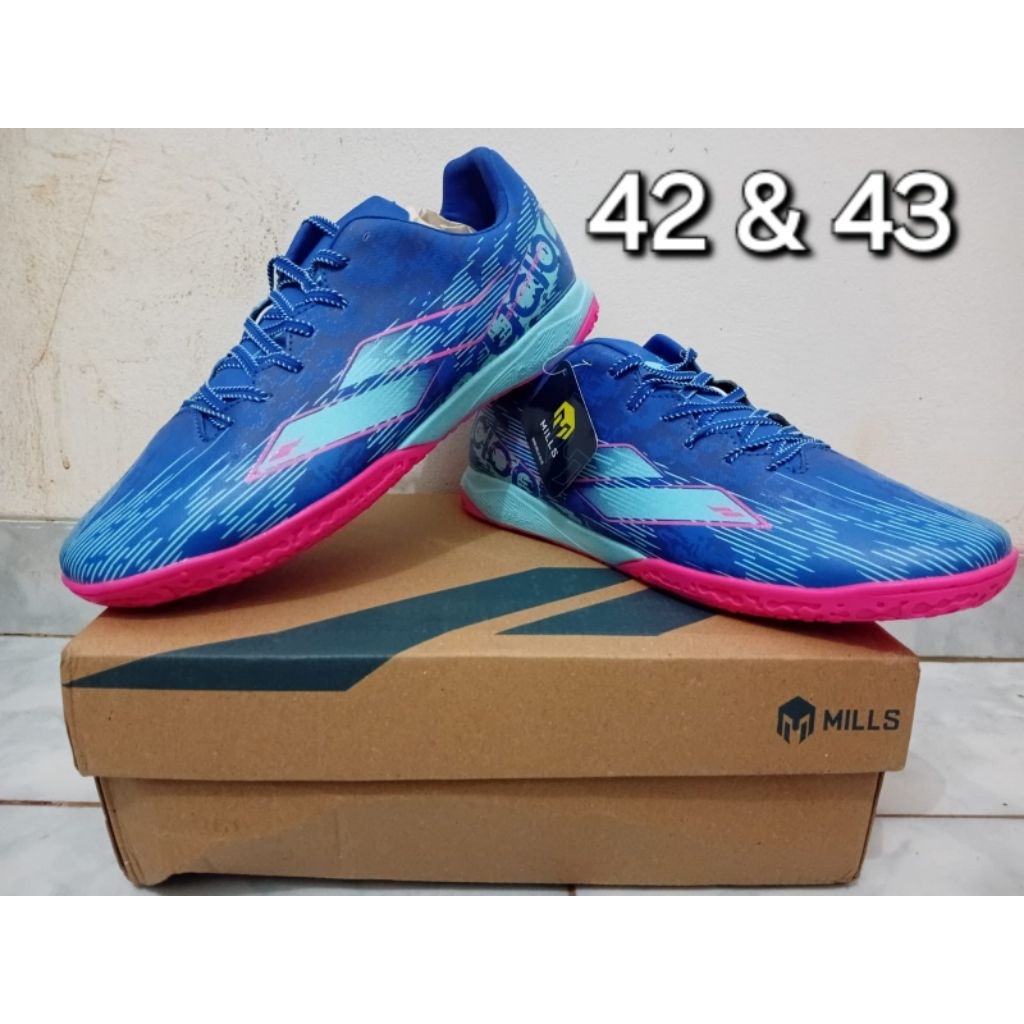 sepatu futsal original 100%