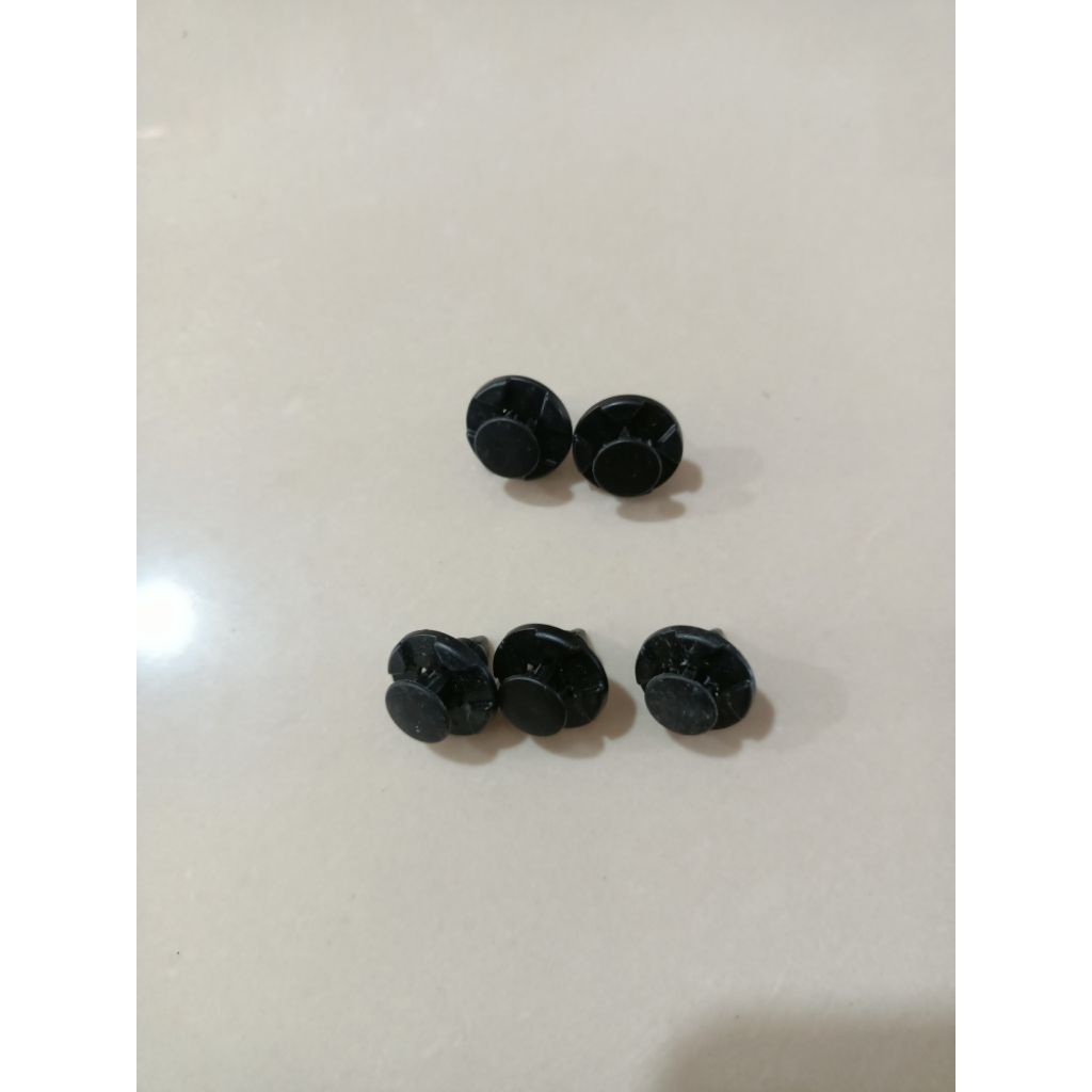 KANCING KLIP GRILL BEMPER FENDER MOBIL TOYOTA AVANZA MIRAGE CX-5 GRANDMAX AYLA LIVIVA