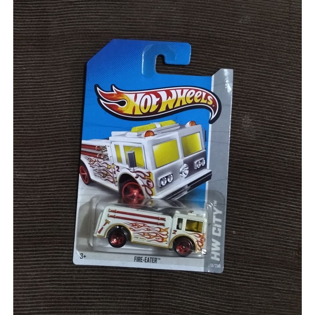 hot wheels Fire Eater Pemadam Kebakaran Putih