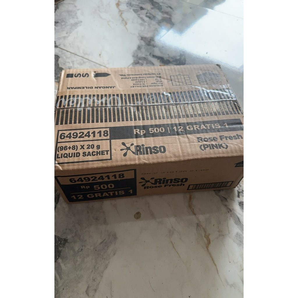 Rinso cair sachet renceng 1 dus isi 104 pcs pengiriman Jawa Tengah Rinso detergen baju sabun cuci ba
