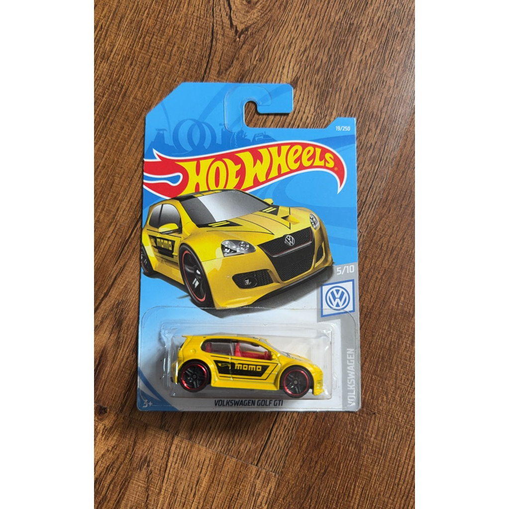 Hot Wheels VW Golf GTI