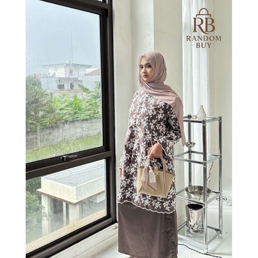 Random.buy - Aurelia Lace Tunik One Set