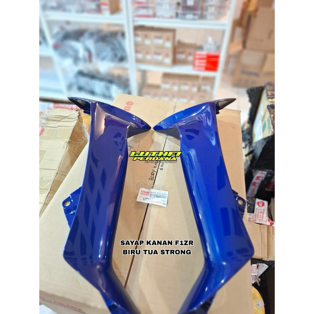 SAYAP KANAN F1ZR BIRU TUA STRONG