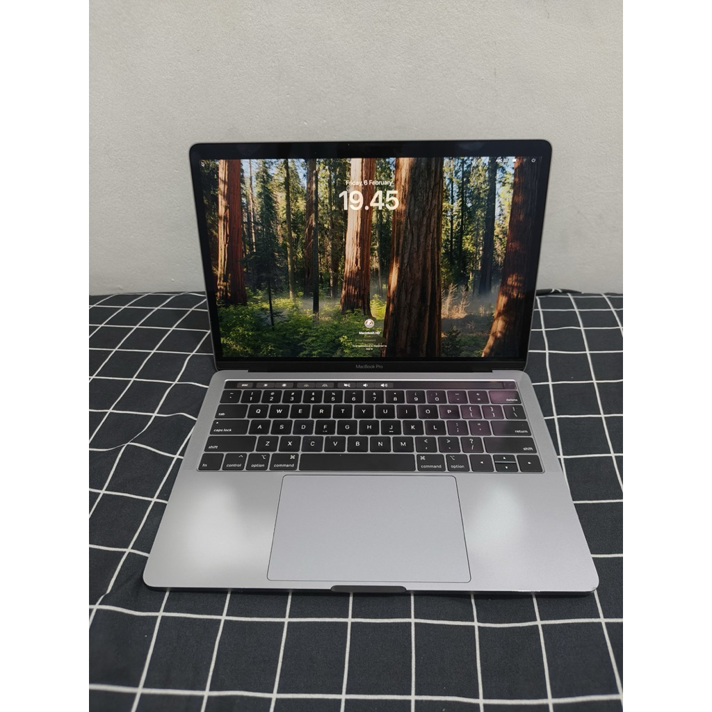 MACBOOK PRO RETINA TOUCHBAR 13 INCH 2019 CTO i7 16GB/512GB