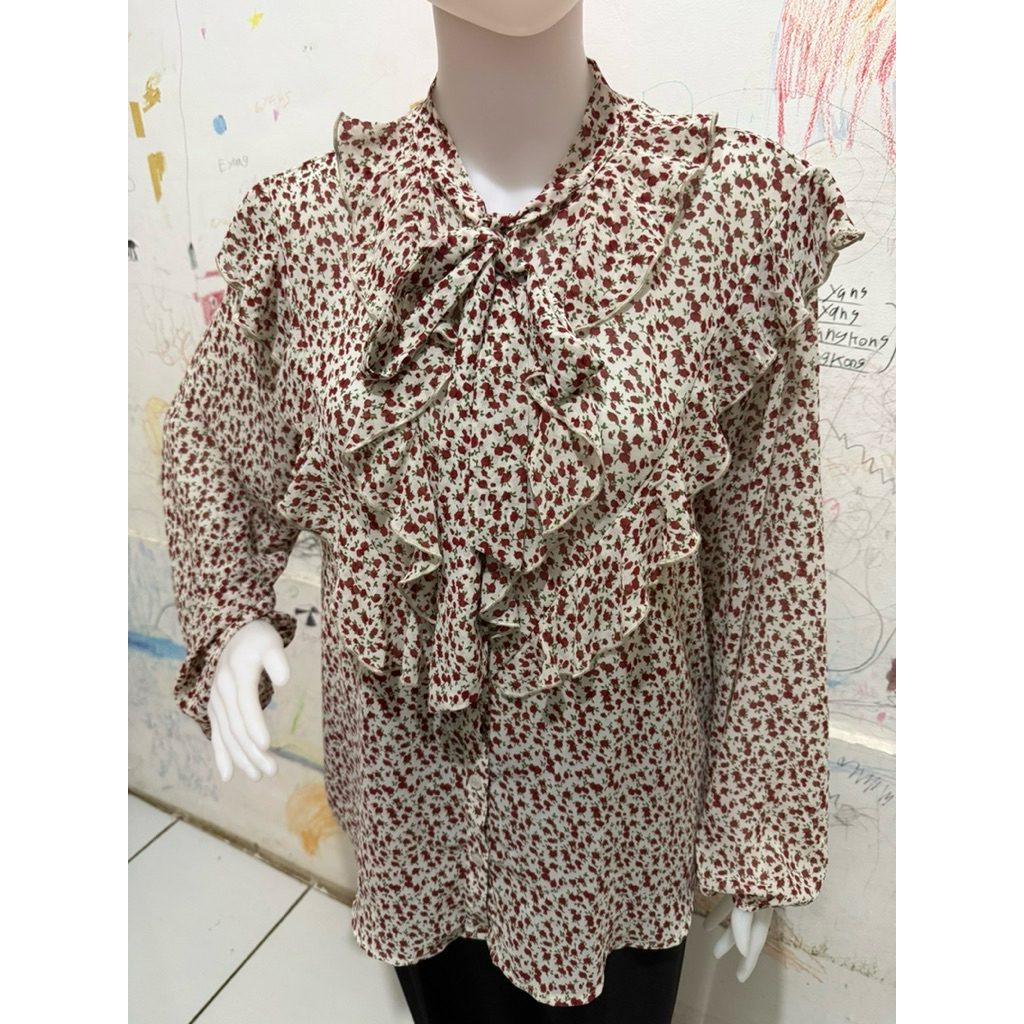 Blouse Korean Style Ruffle Bunga Kecil