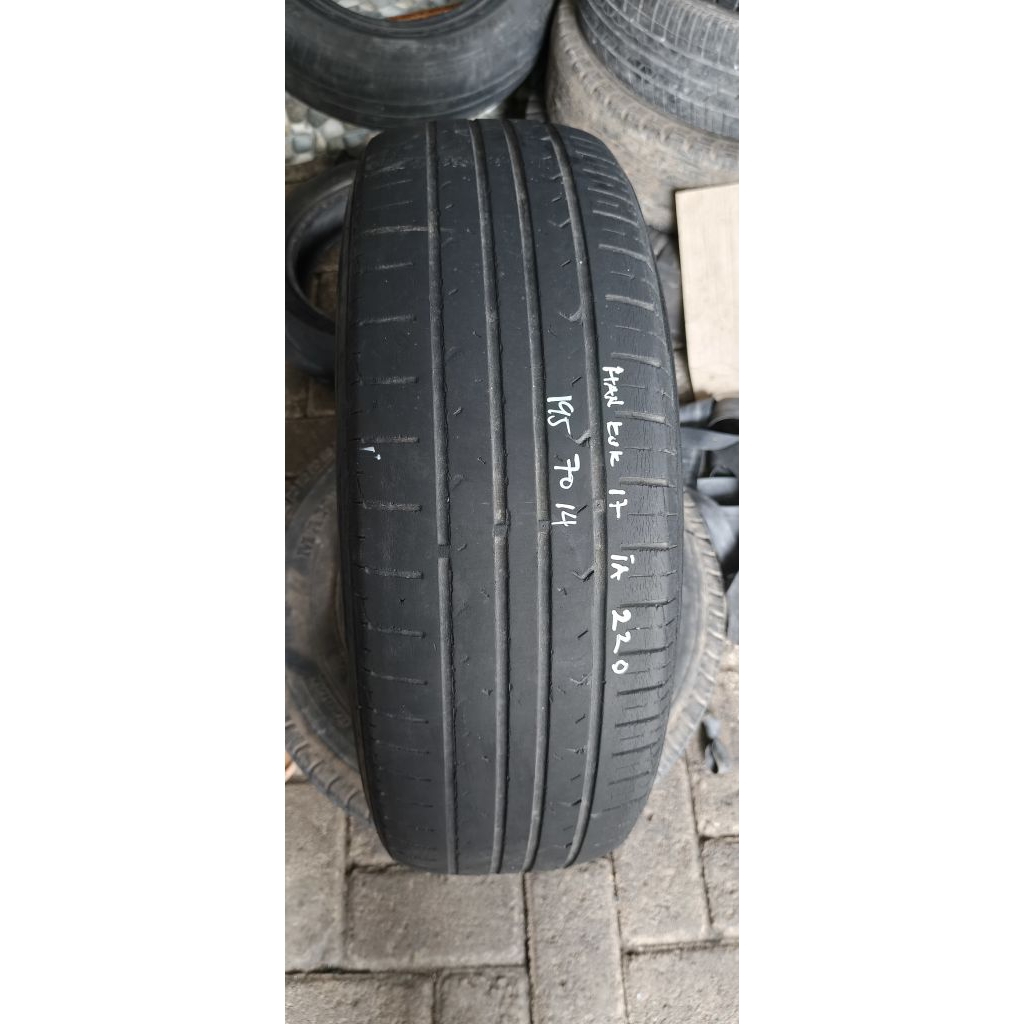 Ban bekas mobil ory copotan hankok 195/70-14 kinergy ex belum ada tambalan tahun pembuatan 2017 IA