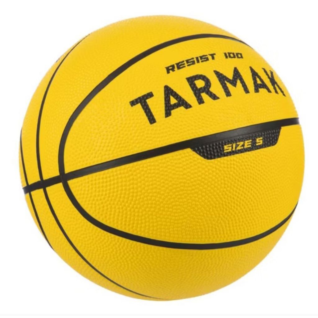 Bola Basket Tarmak Size 5 Resist 100