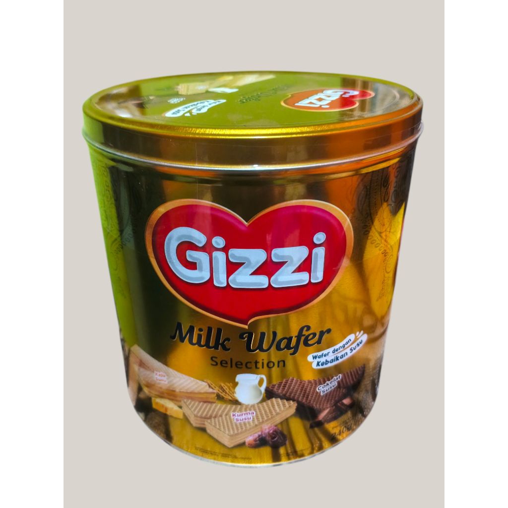 Biskuit Wafer Susu Tiga Rasa Keju Coklat Kurma GIZZI 1 Kaleng 240 gram