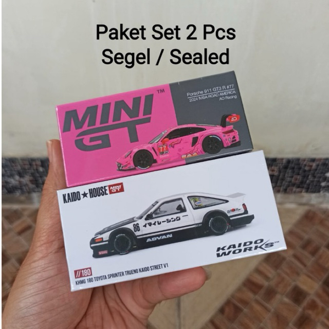 Paket Set 2 Pcs Mini GT 1052 Porsche 911 GT3 R #77 2024 IMSA ROAD AMERICA AO Racing ROXY PINK + Kaid