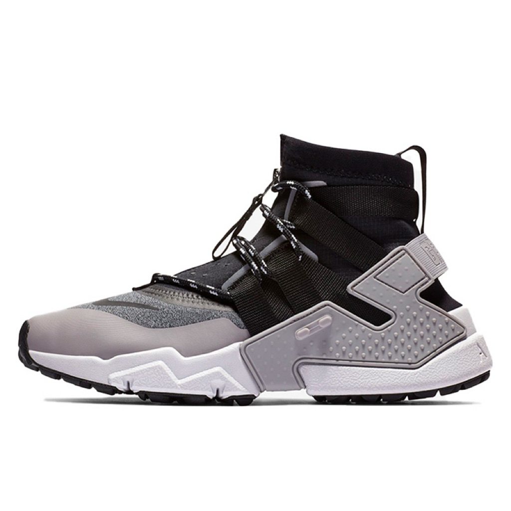 Sepatu Hiking Pria Huarache Gripp Black Grey