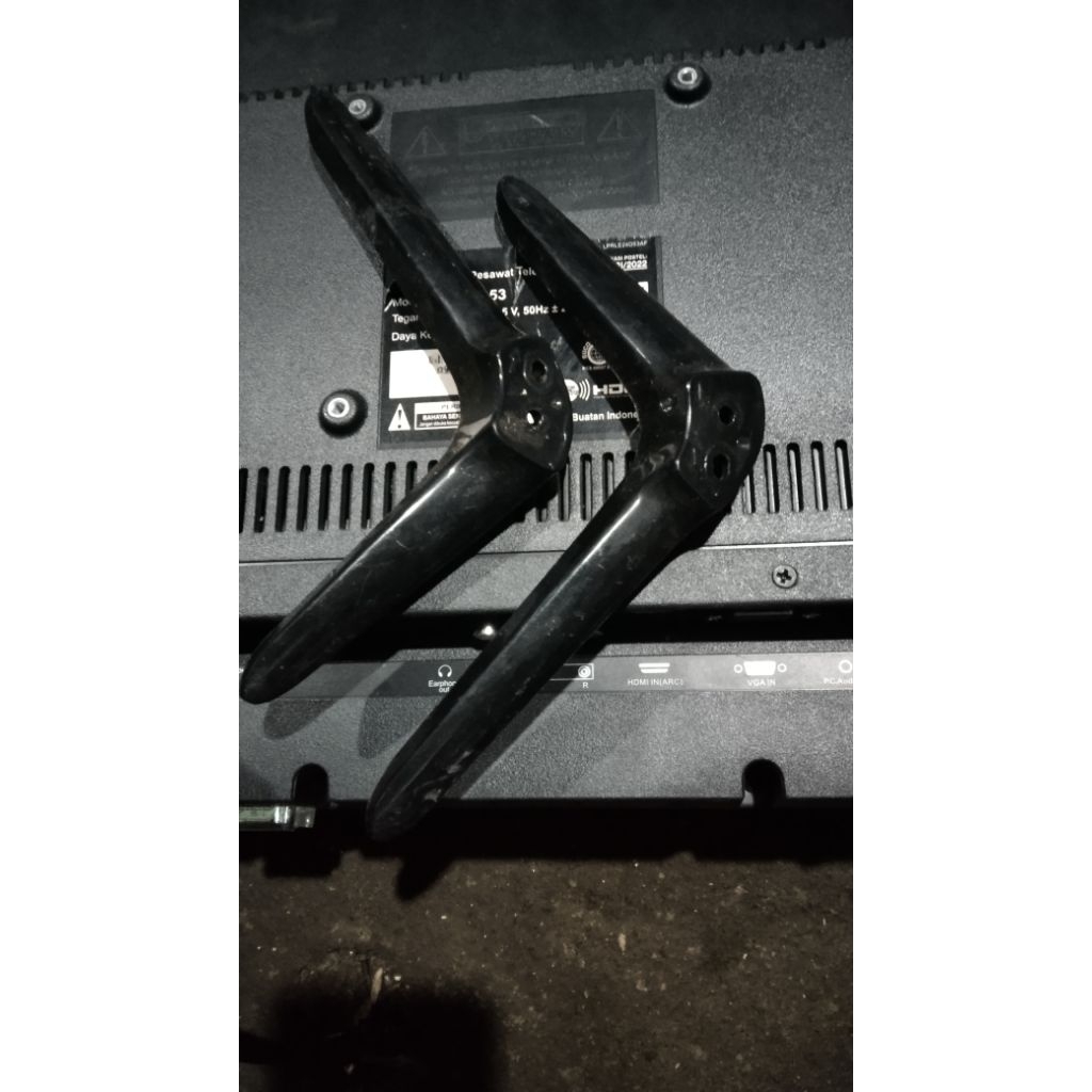 STAND KAKI TV AKARI LE 24D53 KAKI AKARI 24D53 STAND DUDUKAN KAKI TV AKARI 24D53