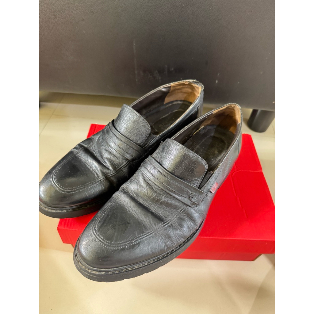 Sepatu Pantofel PRIA KICKERS ORI Black size 42 PRELOVED