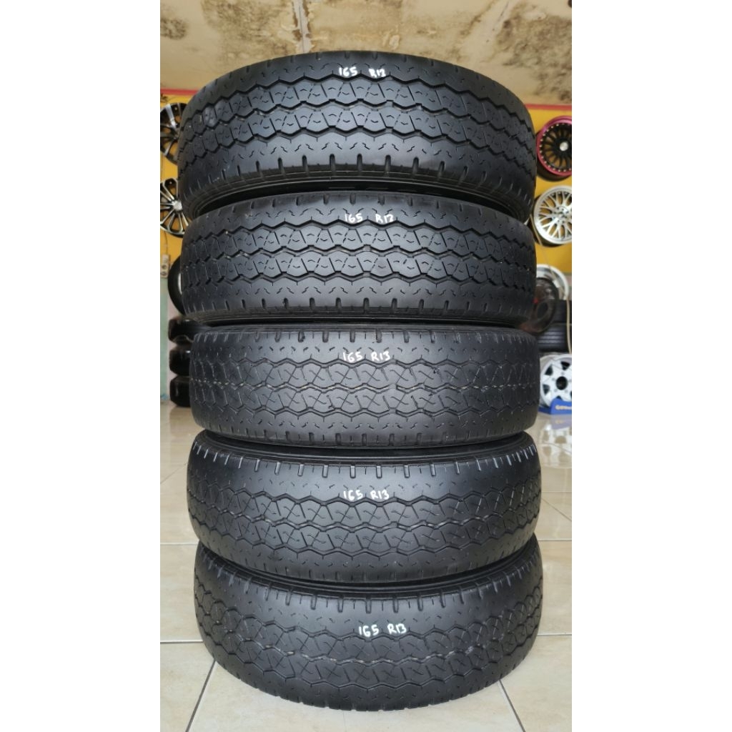 Ban Copotan ukuran 165 R13 Bridgestone Bison