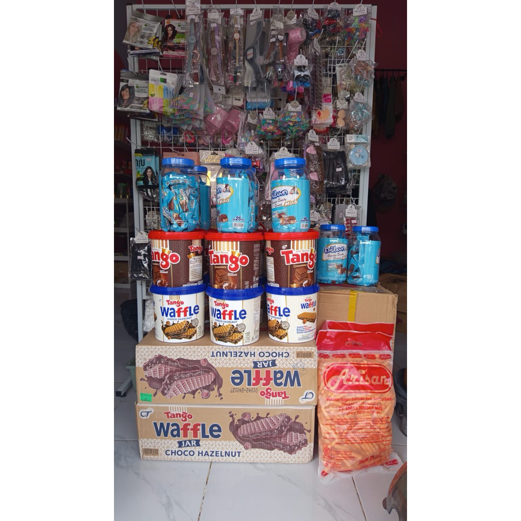 tango waffle dilan kaleng
