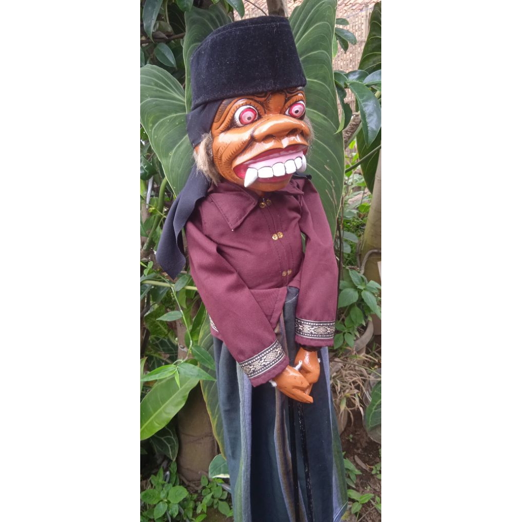 wayang golek pentas buta budeg