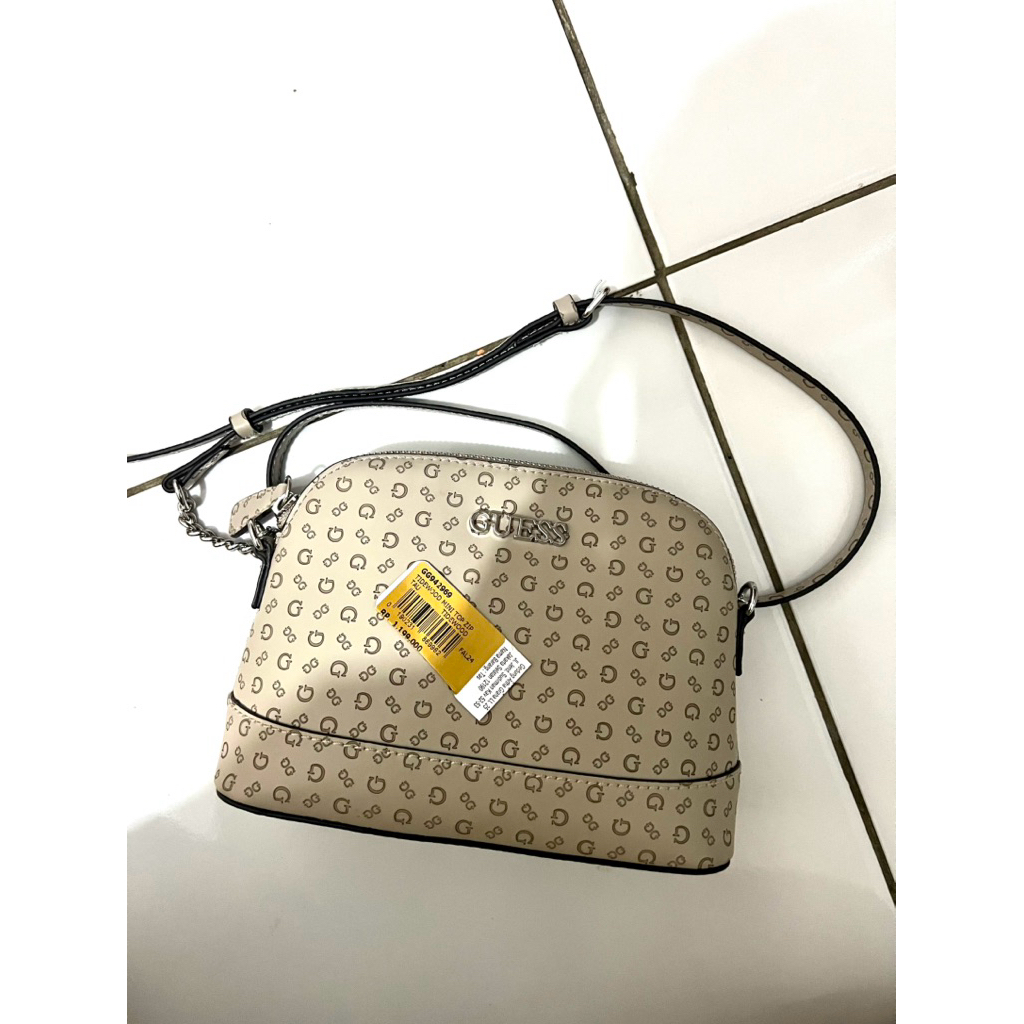 PL Sling Bag Original Guess (Like New)