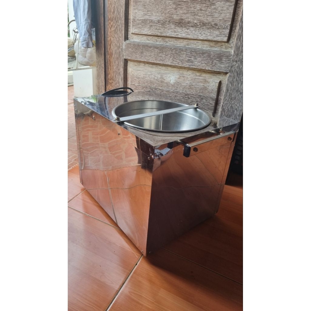 Mesin Mixer Adonan Roti Donat dengan Body Stainless Anti Karat Second