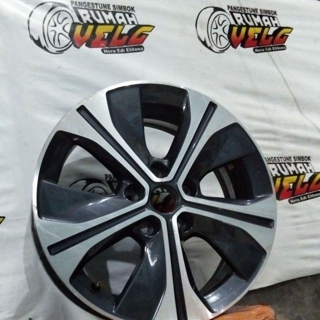 velg pelek original oem nissan kick bisa untuk Nissan Juke inova reborn zenix Camry harier Lexus vox