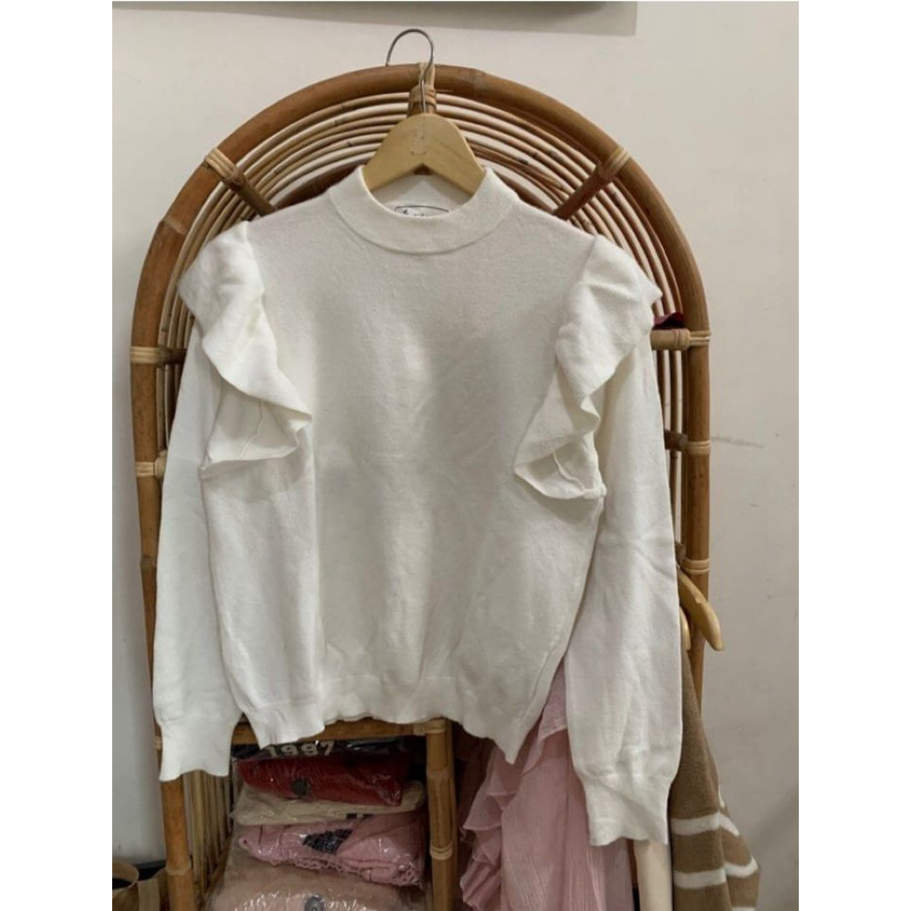 sweater ruffle rope picnic preloved