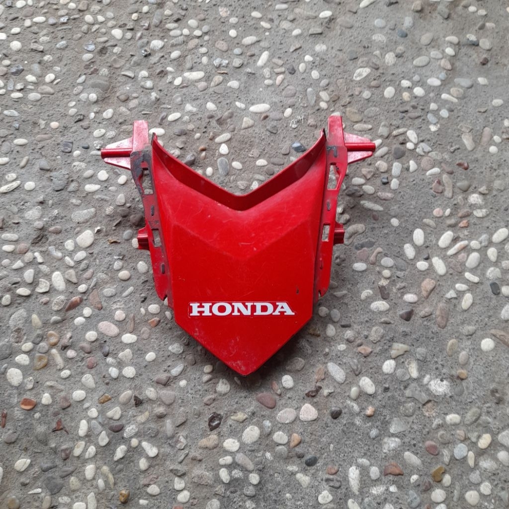 COVER TAIL SAMBUNGAN BODY BELAKANG CBR150R K45 , KONDISI BEKAS ORIGINAL