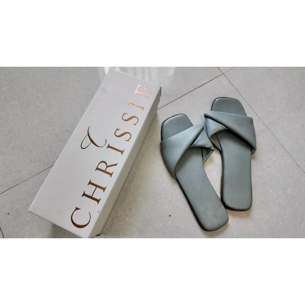 preloved - cri selena slide sendal by chrissie