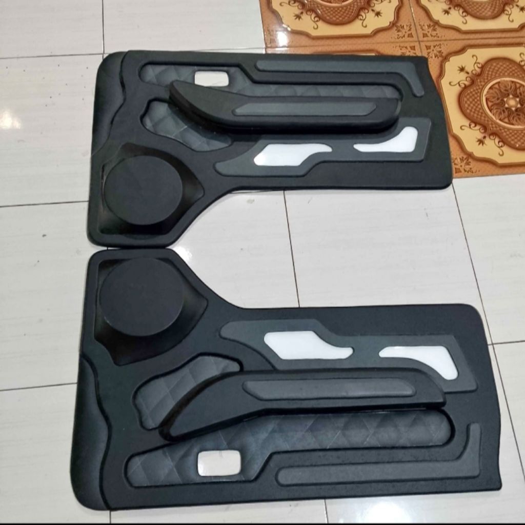 doortrim custom mobil pickup kiri kanan Granmax L300