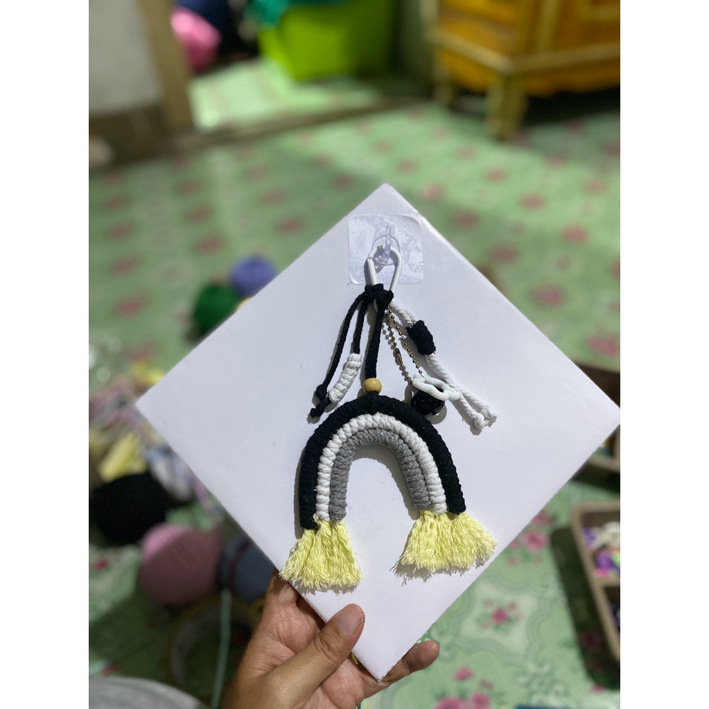 gantungan tas/gantungan tas lucu/gantungan tas pelangi