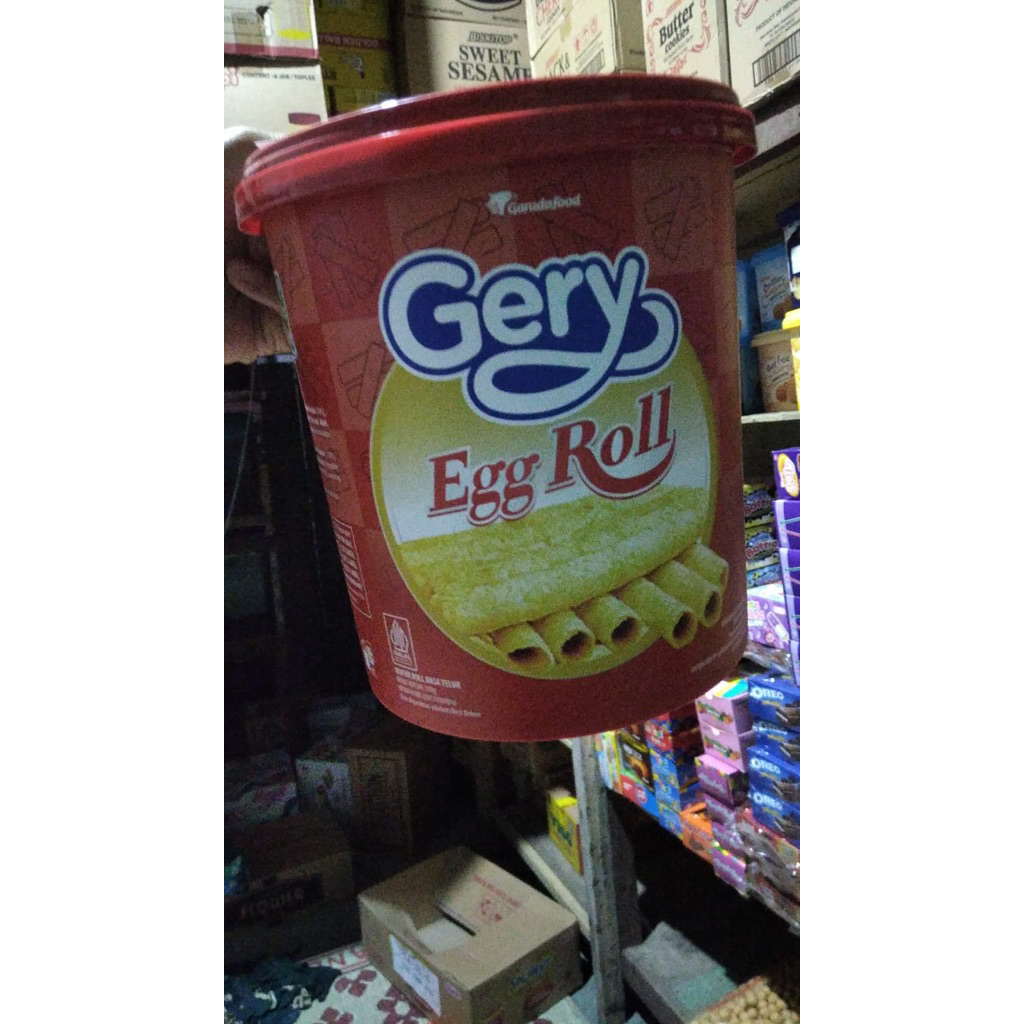 Gery Biskuit Egg Roll 210g