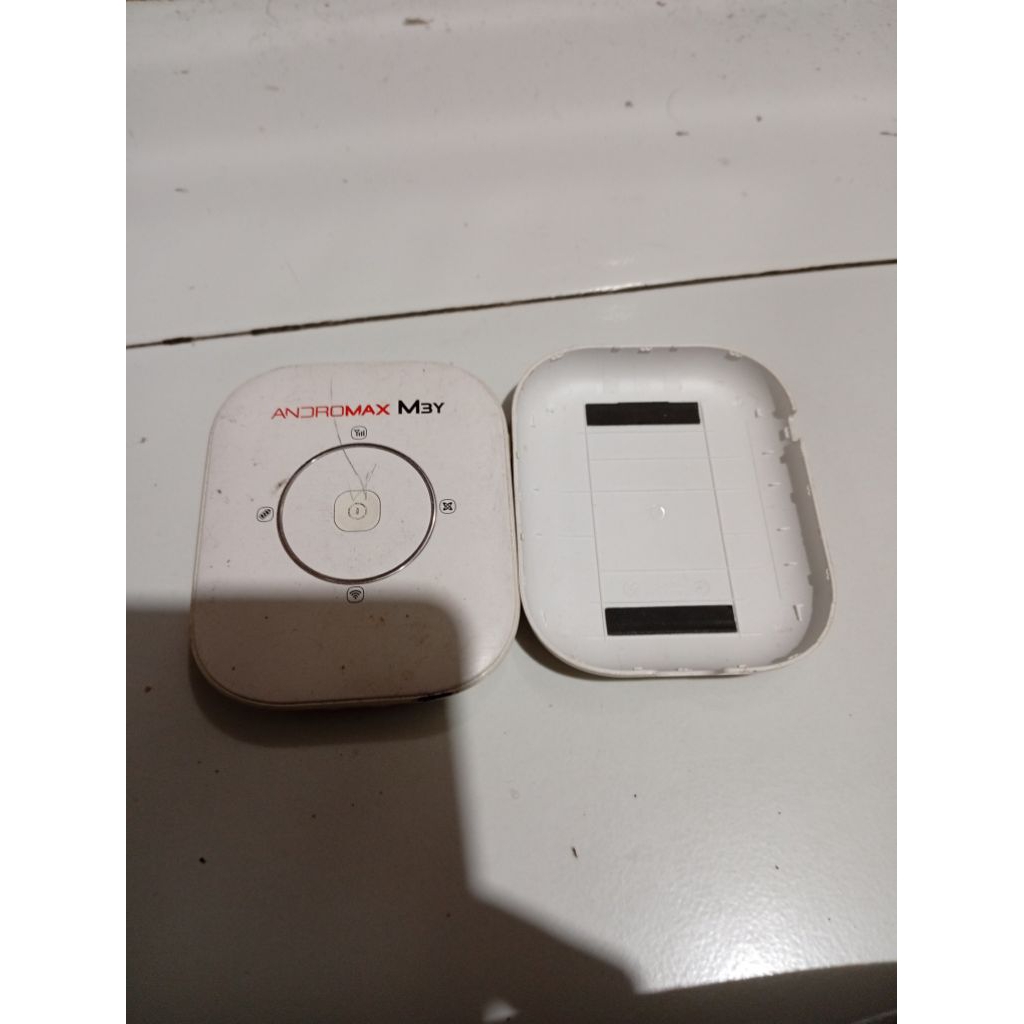Modem WiFi Andromax M3Y 4G LTE | Bekas | Unit Only | No Battery