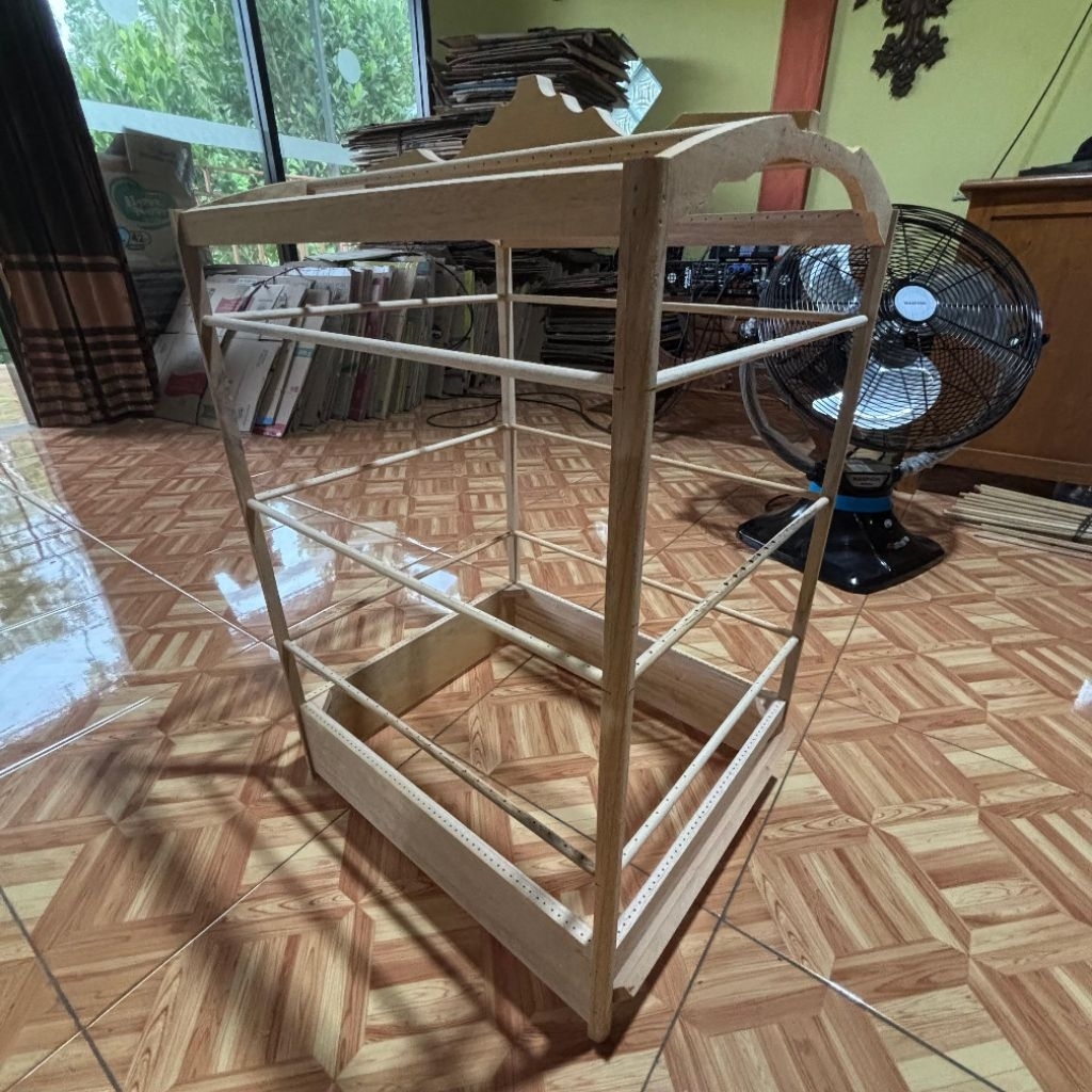 Sangkar ambrukan no 2 Mahkota Minimalis jeruji 1,5