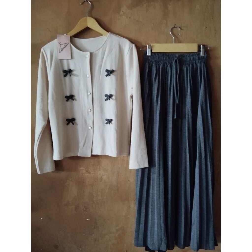 Setelan Cardi Rok Knit Clarke
