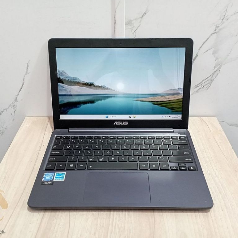 laptop Asus VivoBook E203MAH Intel Celeron N4000 Ram 2Gb Ssd 128Gb-2/500 SCU23763