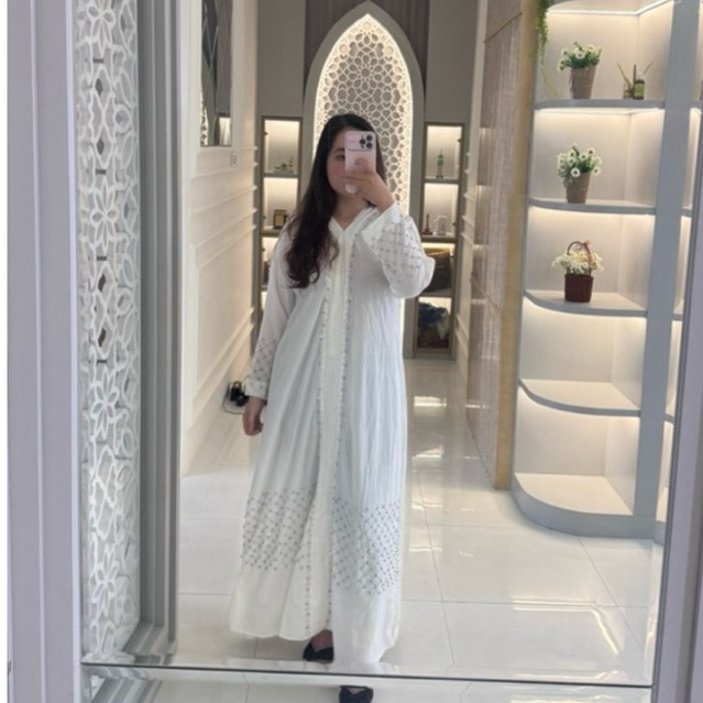Aina Abaya