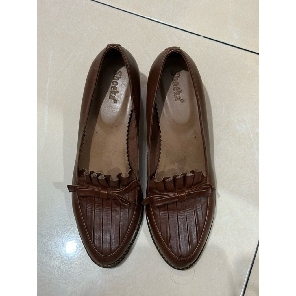 Preloved Sepatu Wanita from Shoeka