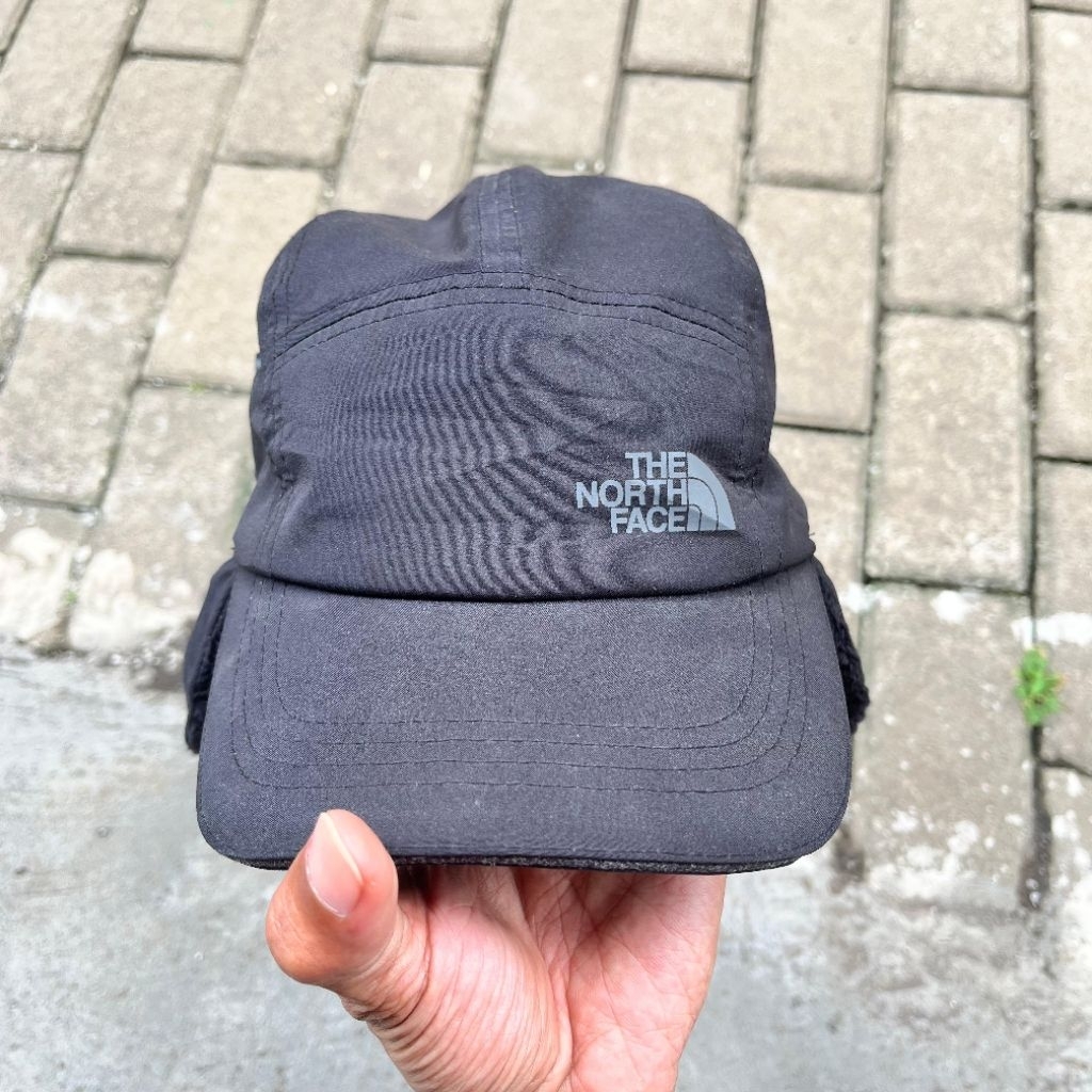 Topi Earflap 5 Panel TNF