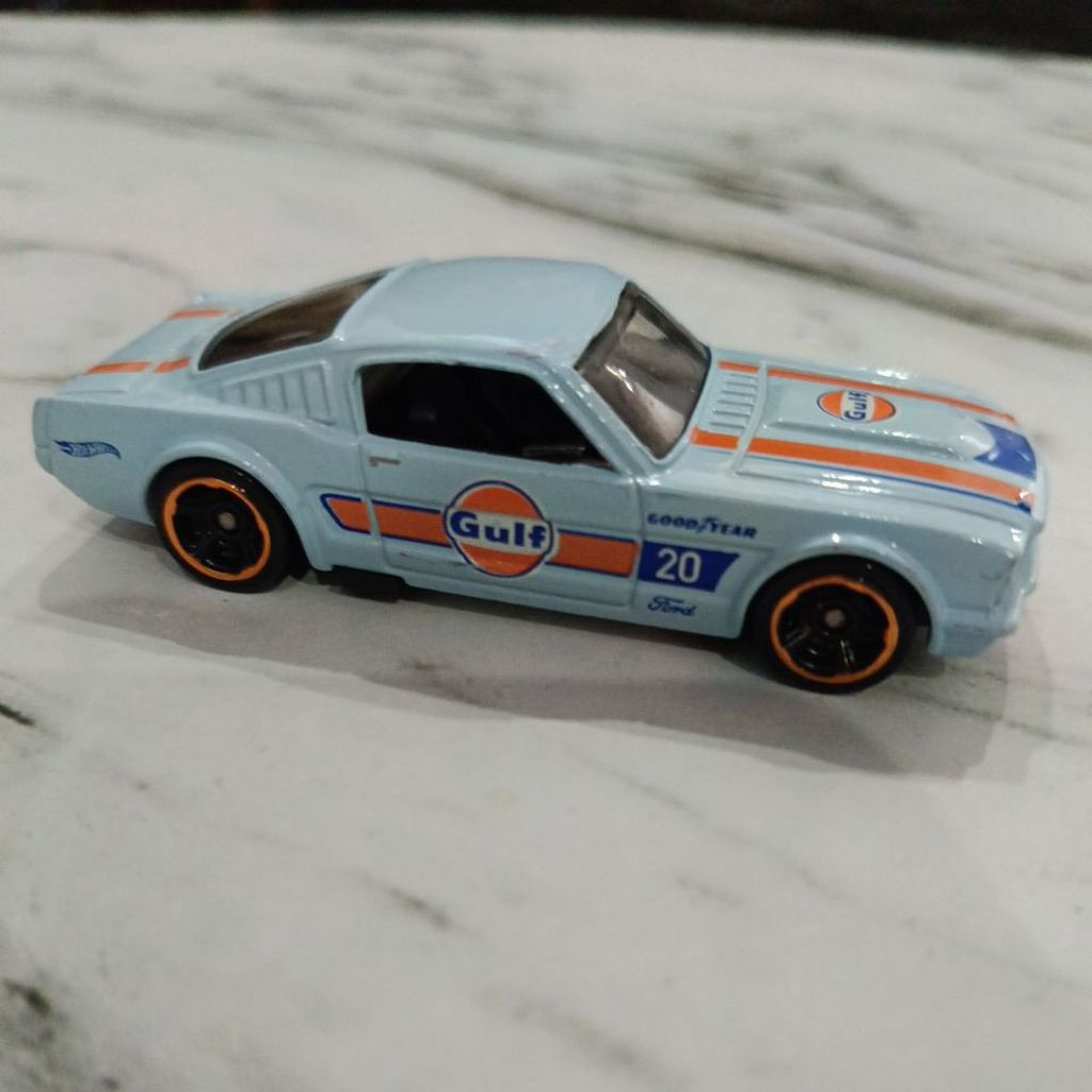 Loose Hotwheels 65 Mustang Fastback
