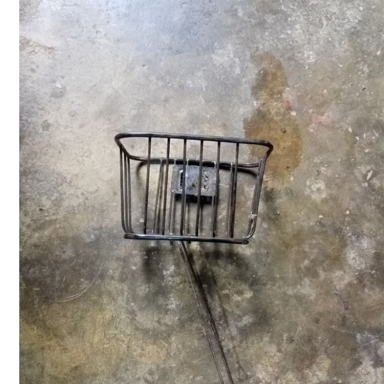 keranjang depan sepeda anak besi bekas second