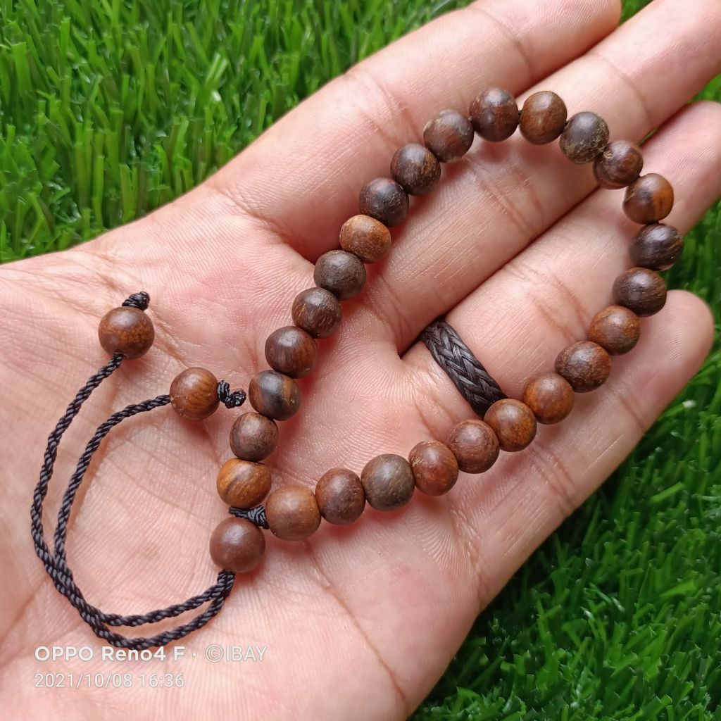 GELANG KAYU GAHARU ASLI KALIMANTAN