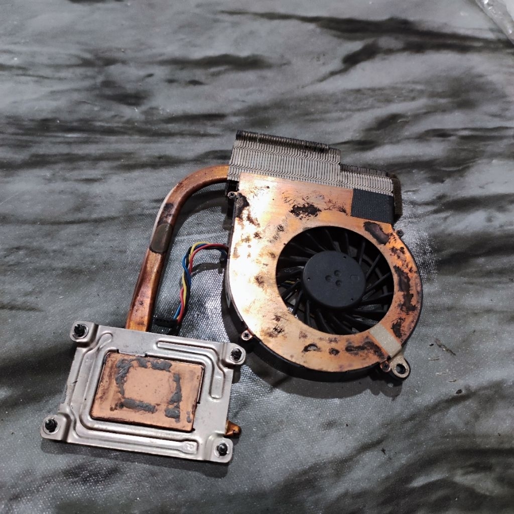 heatsink Fan kipas pendingin laptop hp 1000