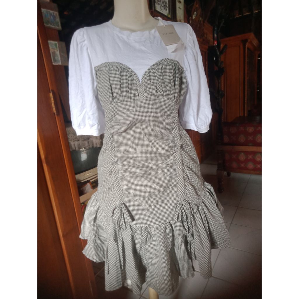 lizlisa,axes famme dan dress kawai dll.