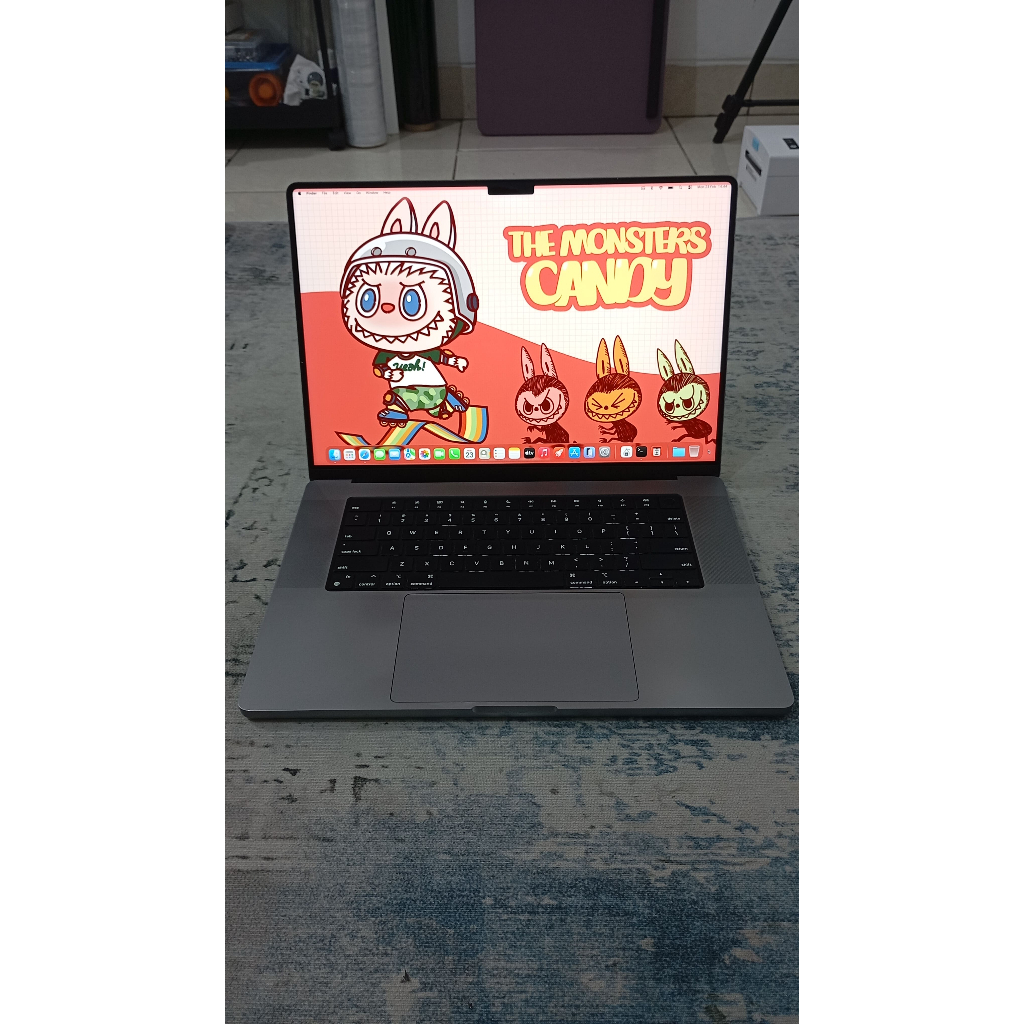 MacBook Pro 16" 2021 —  M1 PRO / 16GB / 512GB