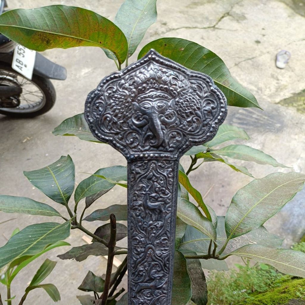 pendok keris topeng Cirebon