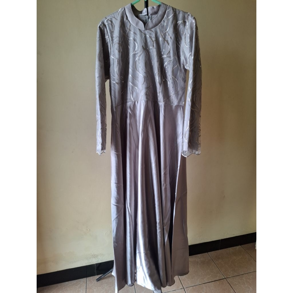 DRESS / GAMIS / JUBAH BRUKAT WANITA MUSLIMAH PRELOVED