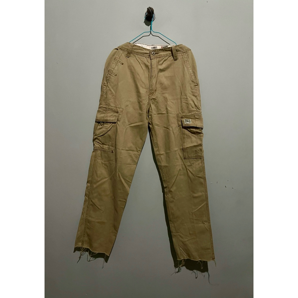 Celana Cargo Levis (loose stright) size W32 L32 Original (Preloved By dlo)