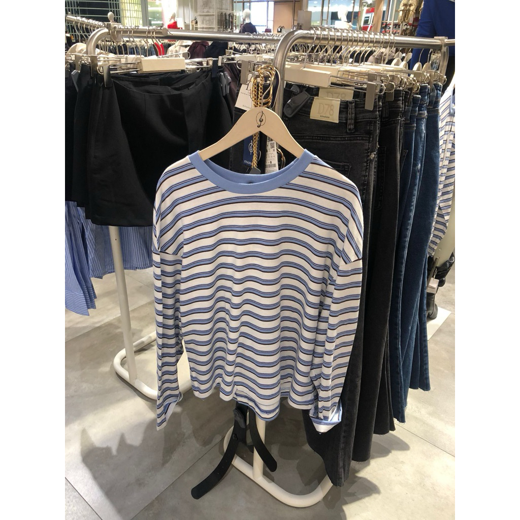 Jastip Stradivarius Kaos Women