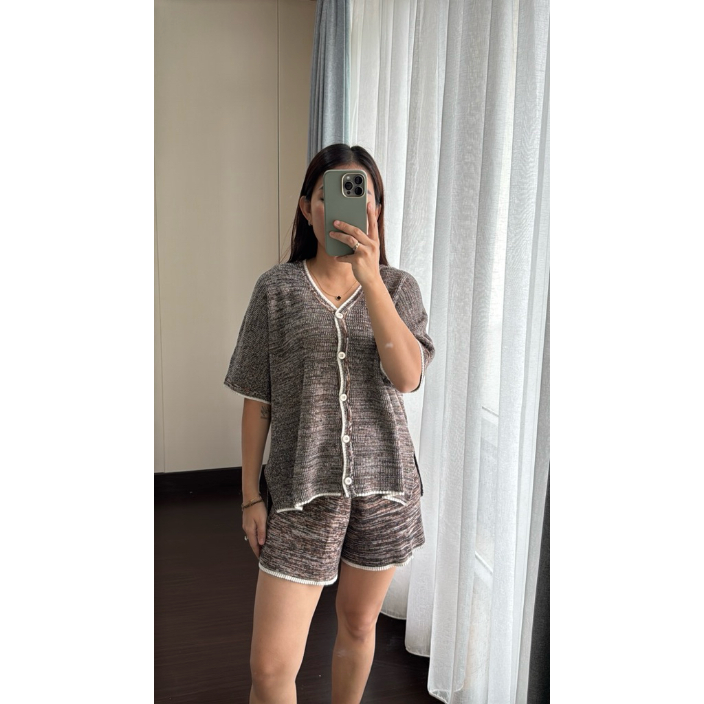 PRELOVED | ONESET 240220 (brand ANAIN)