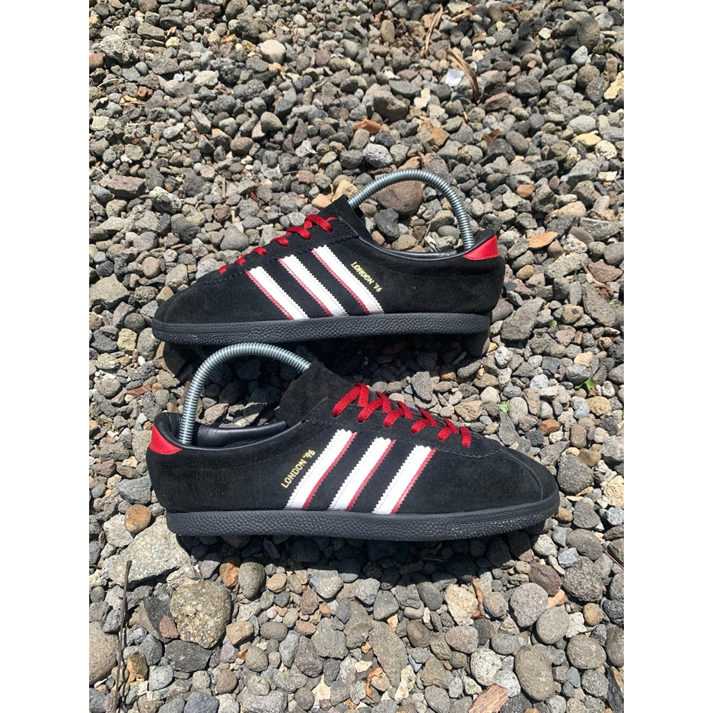 sepatu london96