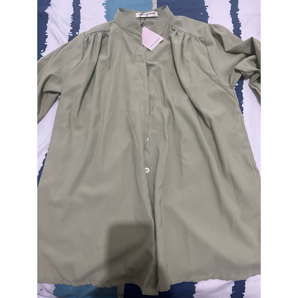 Blouse kamila wardrobe hijau sage