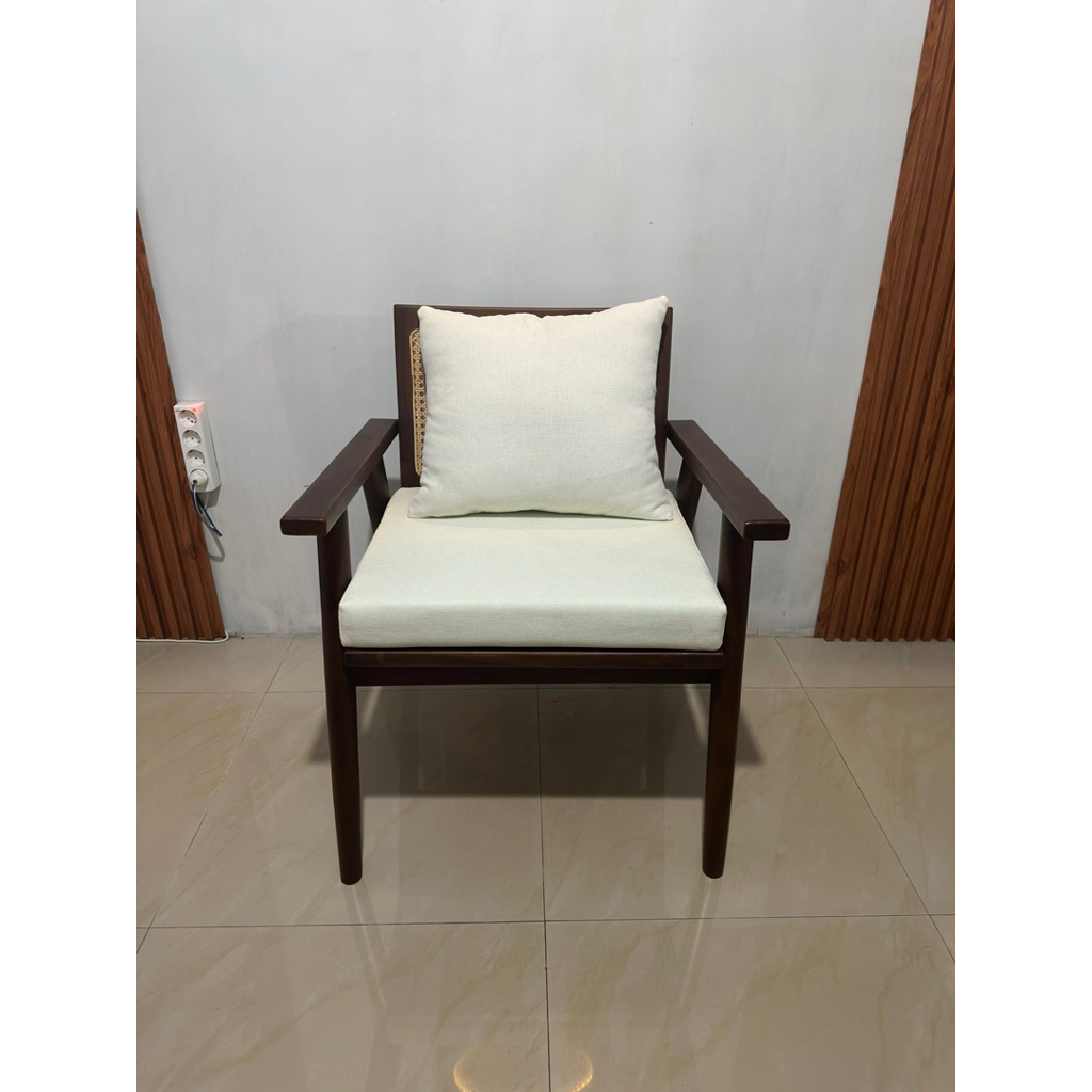 KURSI SATU SEATER SOFA