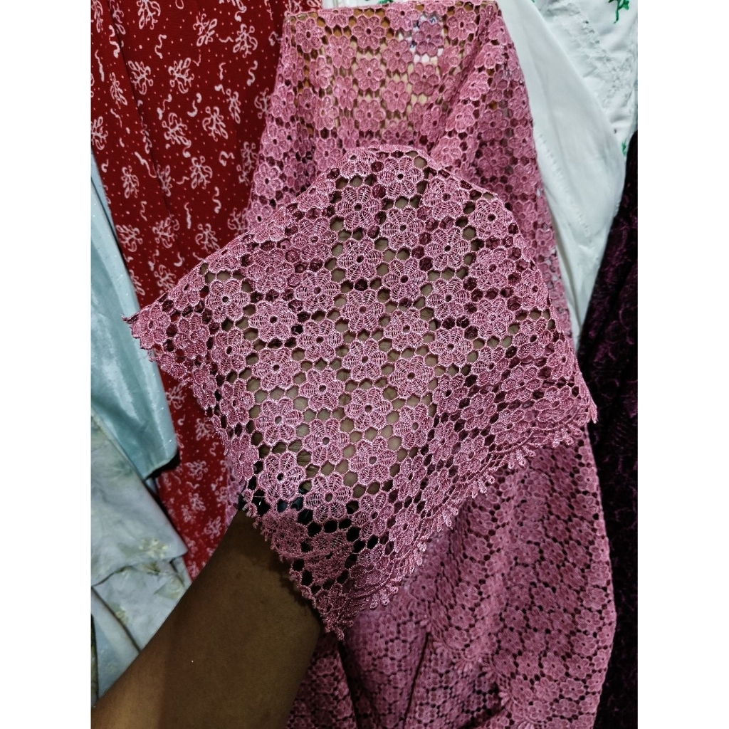 kain brokat prada premium, kain brokat prada murah, kain brokat prada murah, kain brokat prada terla